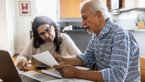 Government Retirement Payment Set to Increase by Nearly 5% Starting in April